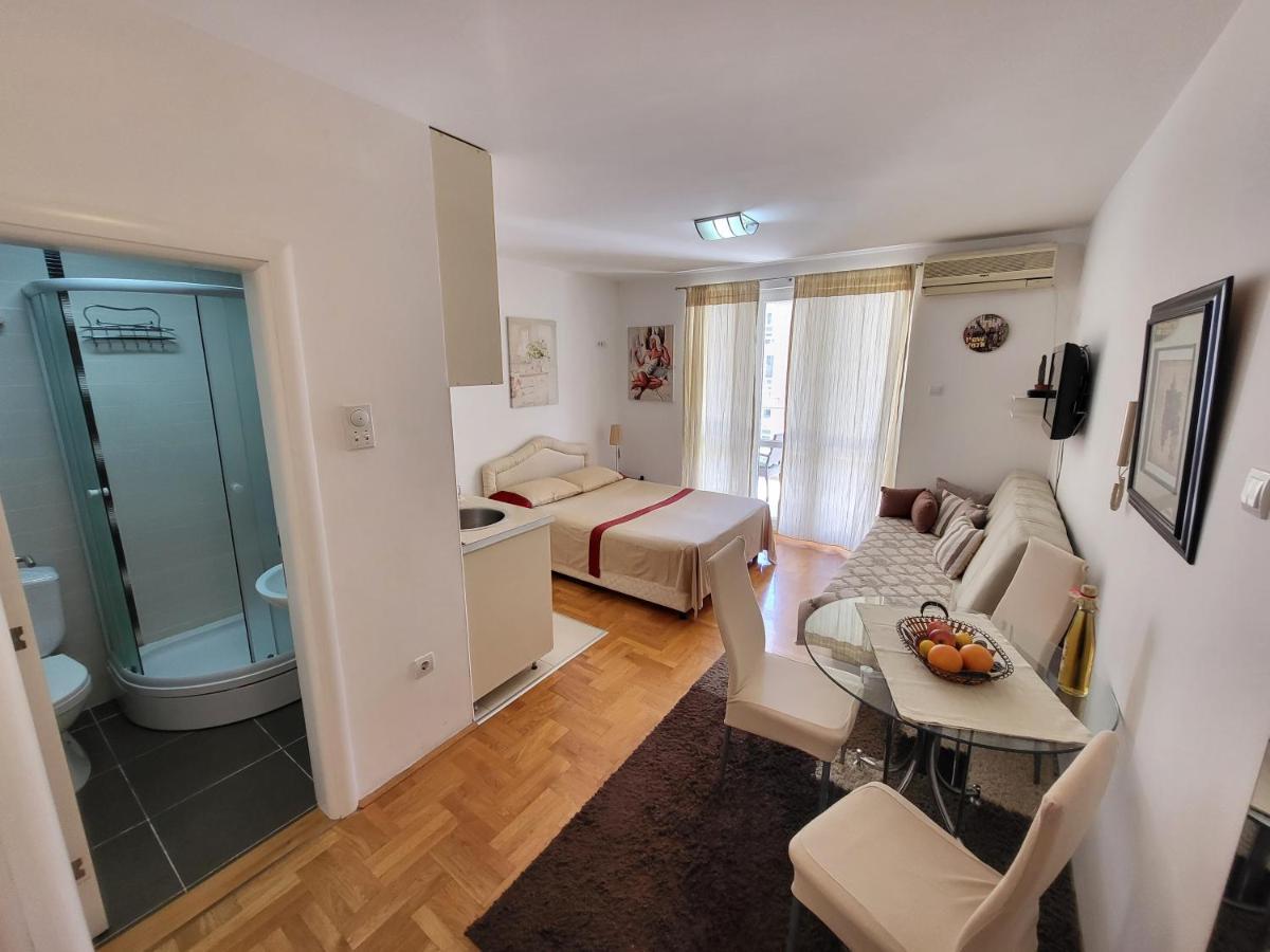 Avanti Apartment